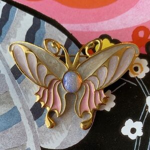 AVON Vintage Art Deco Gold Tone Faux Opal Pastel Enameled Butterfly Brooch